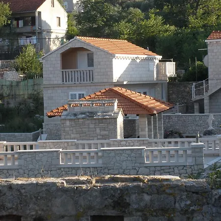 Katica Apartment Lumbarda
