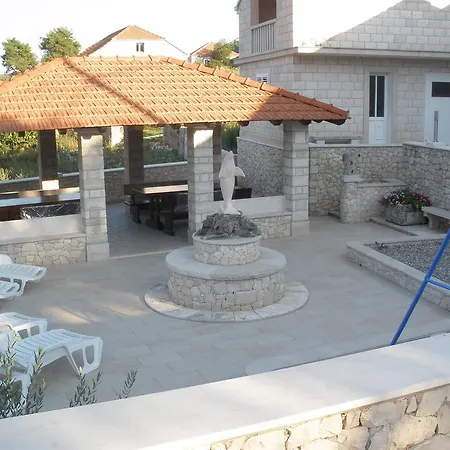 Apartment Katica Lumbarda