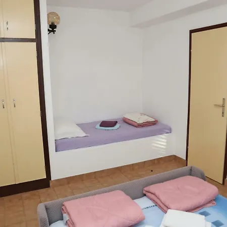 Katica Apartment *