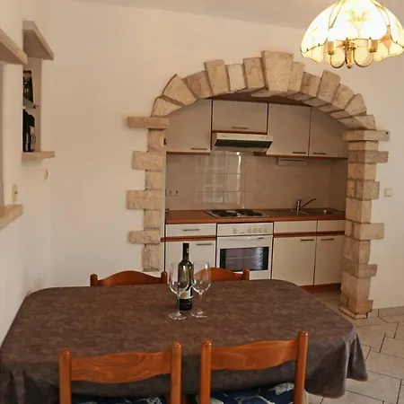 Apartment Katica Lumbarda