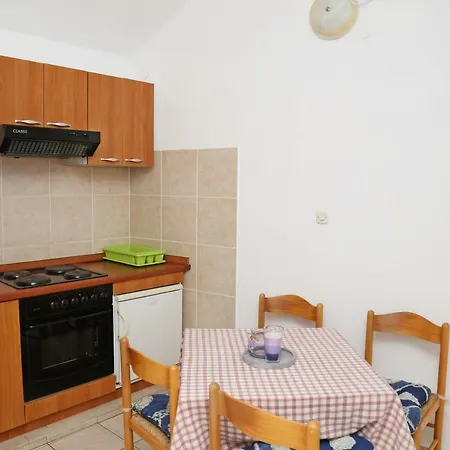 Katica Apartment Lumbarda
