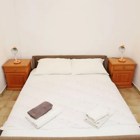 Katica Apartment Lumbarda